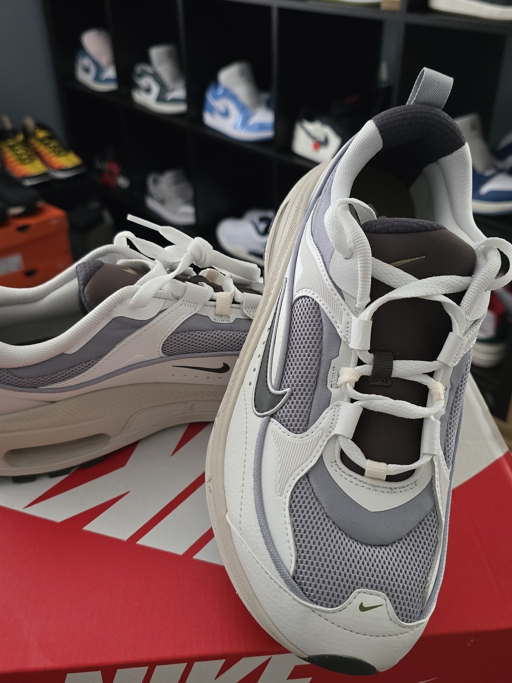 Brand New- Womens Nike Air Max Bliss Next Nature Wolf Grey Medium Ash DZ4707-001